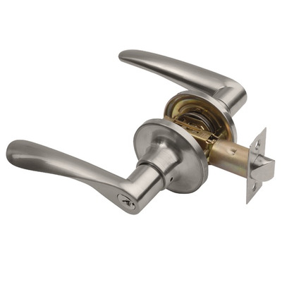 Excel Trident Passage Door Handles, Polished Chrome - 6973 ENTRANCE (KEY-LOCK, SUPPLIED WITH 2 KEYS) - LOCK