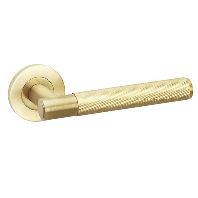 Alexander & Wilks Spitfire Knurled Door Handles On Round Rose, Satin Brass PVD - AW220SBPVD (sold in pairs) SATIN BRASS PVD
